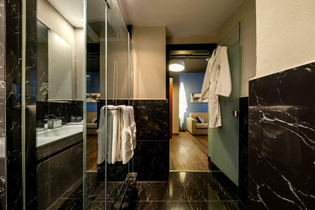 Play Seaport Suite Hotel Tlv Тель-Авив Экстерьер фото